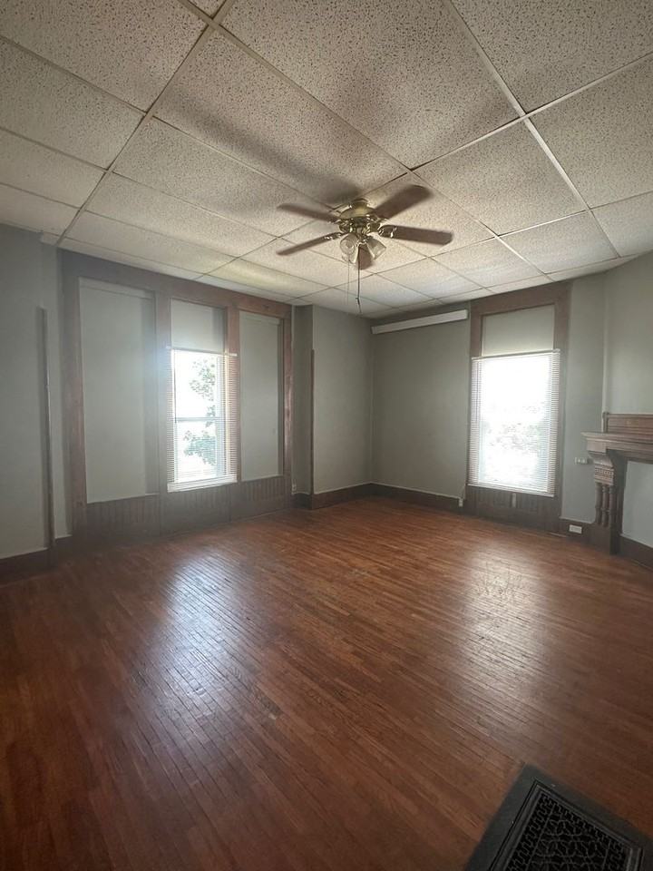 429 N. 8th - Photo 3 of 6