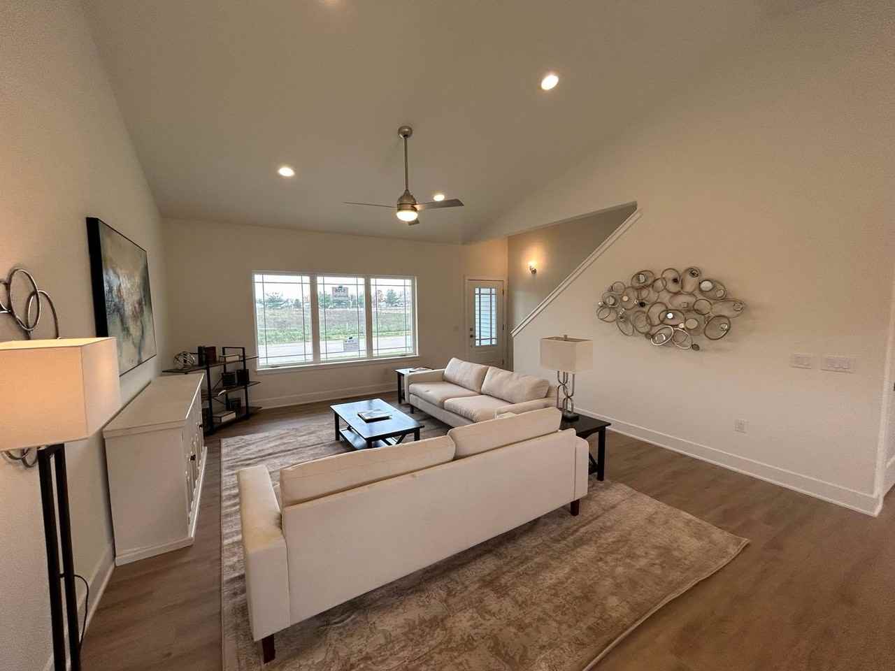 5708 Eternity Dr - Photo 4 of 16