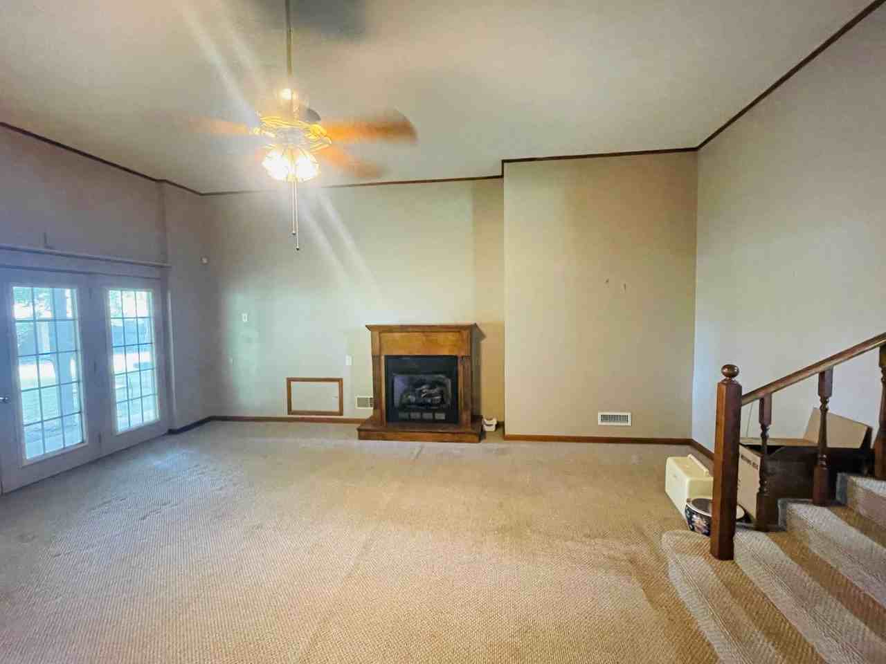 360 River Road - Photo 3 of 8