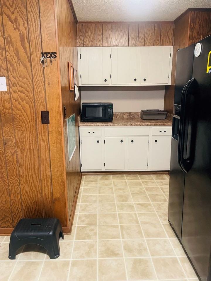 360 River Road - Photo 5 of 8