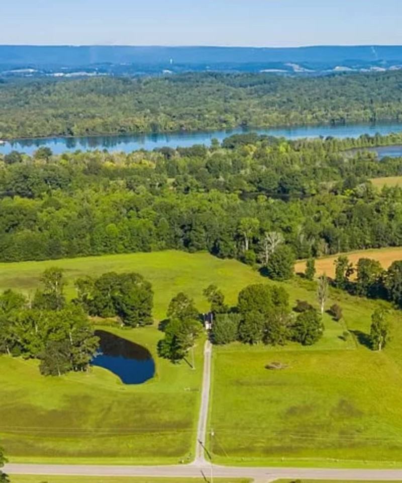 360 River Road - Photo 4 of 8