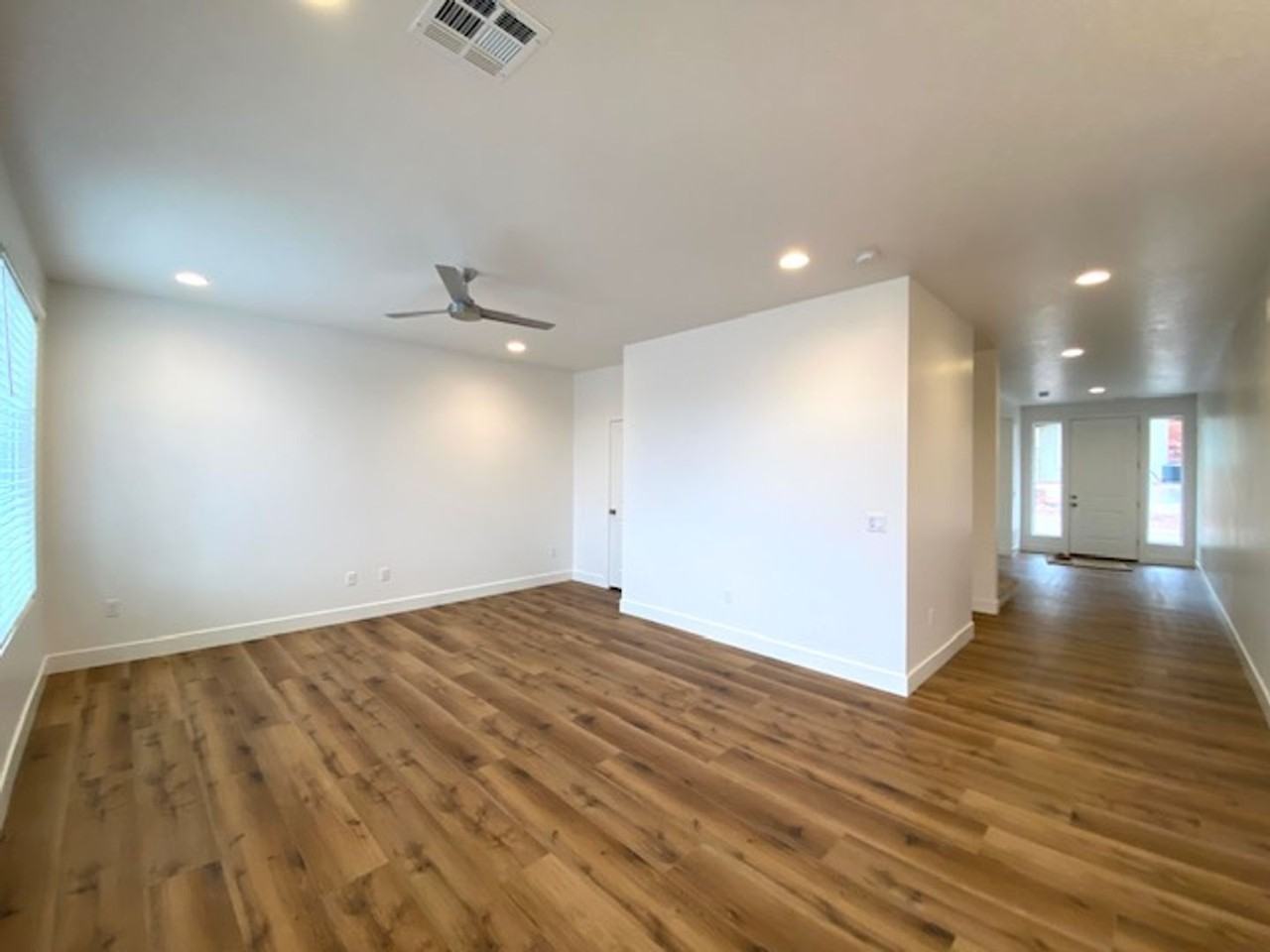 438 N Stone Mountain Dr #52 - Photo 4 of 33