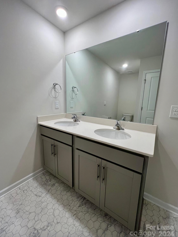 151 151 Brandon House - Photo 7 of 22