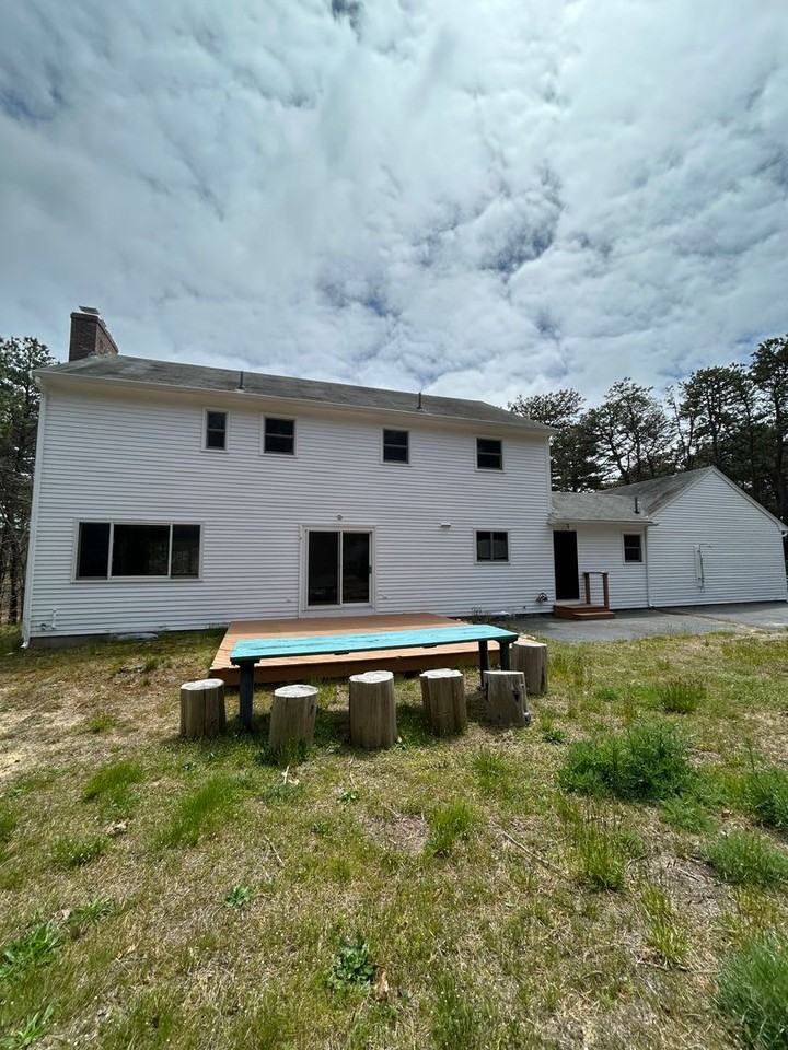 90 Aunt Helens Way - Photo 2 of 14