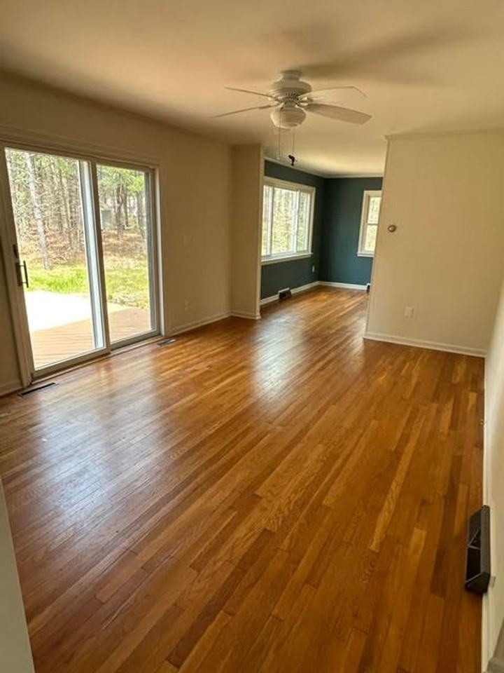 90 Aunt Helens Way - Photo 3 of 14