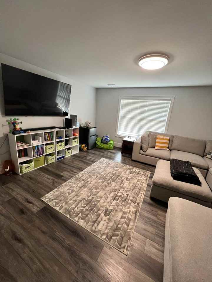 2228 Rosebrooke Dr Sw - Photo 2 of 6