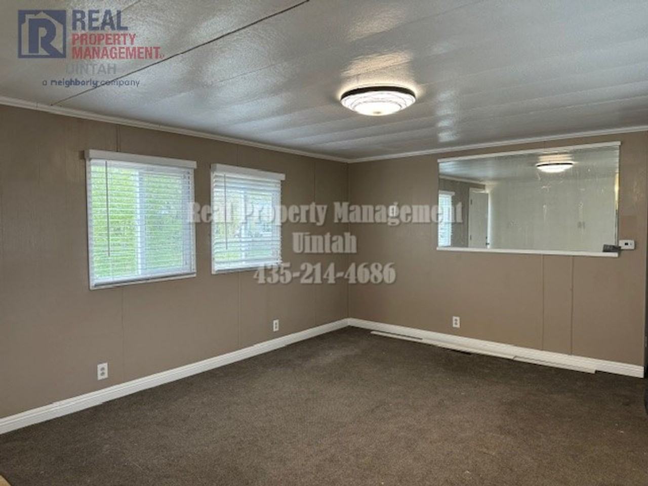 280 E 100 N - Photo 2 of 8