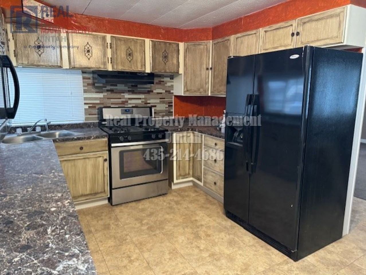 280 E 100 N - Photo 3 of 8