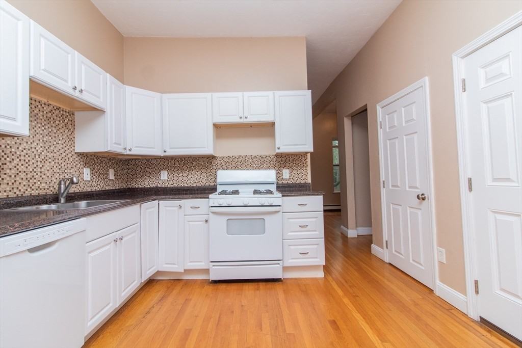 40 Cedar Grove St #2 - Photo 2 of 15