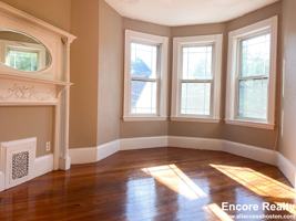 featured image of 1 Parker Hill Ter #3