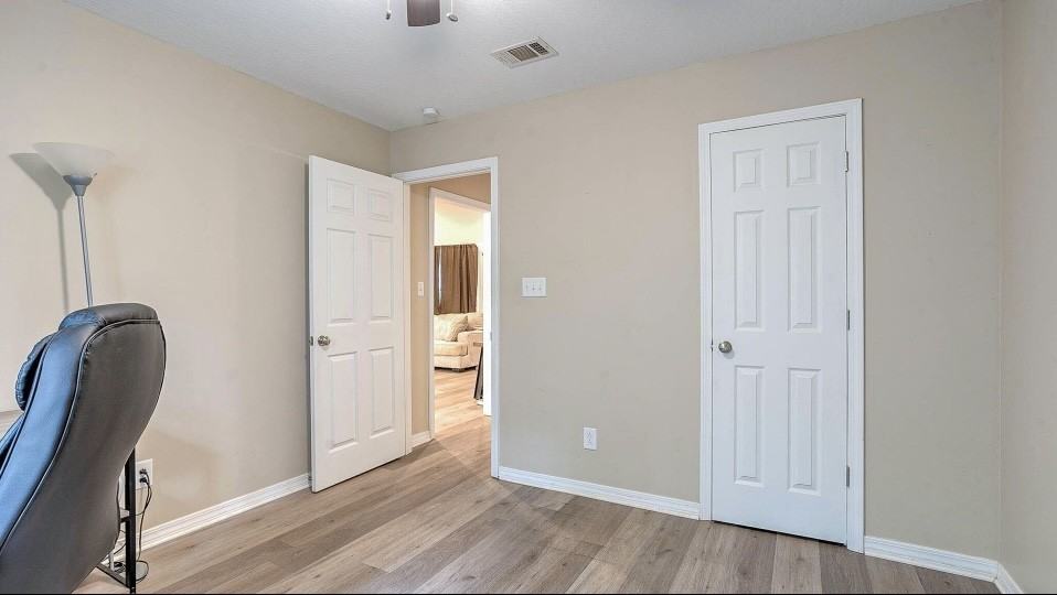 104 Trailwood Cir #NA - Photo 3 of 9