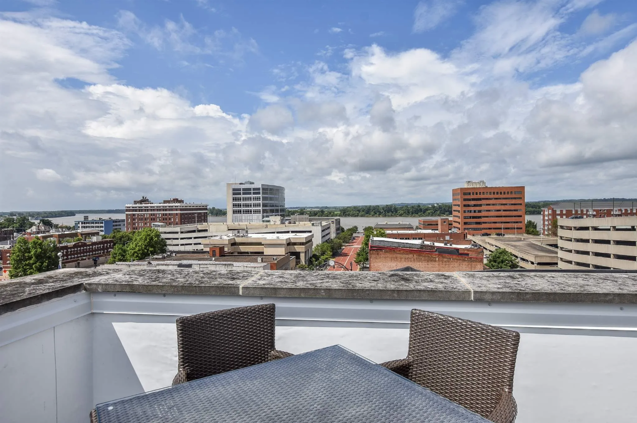 300 Main St #1D3 - Photo 2 of 11