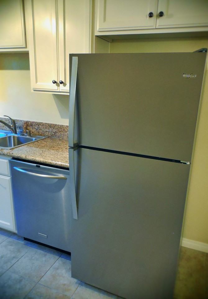 2026 Clyde Ave - Photo 5 of 18