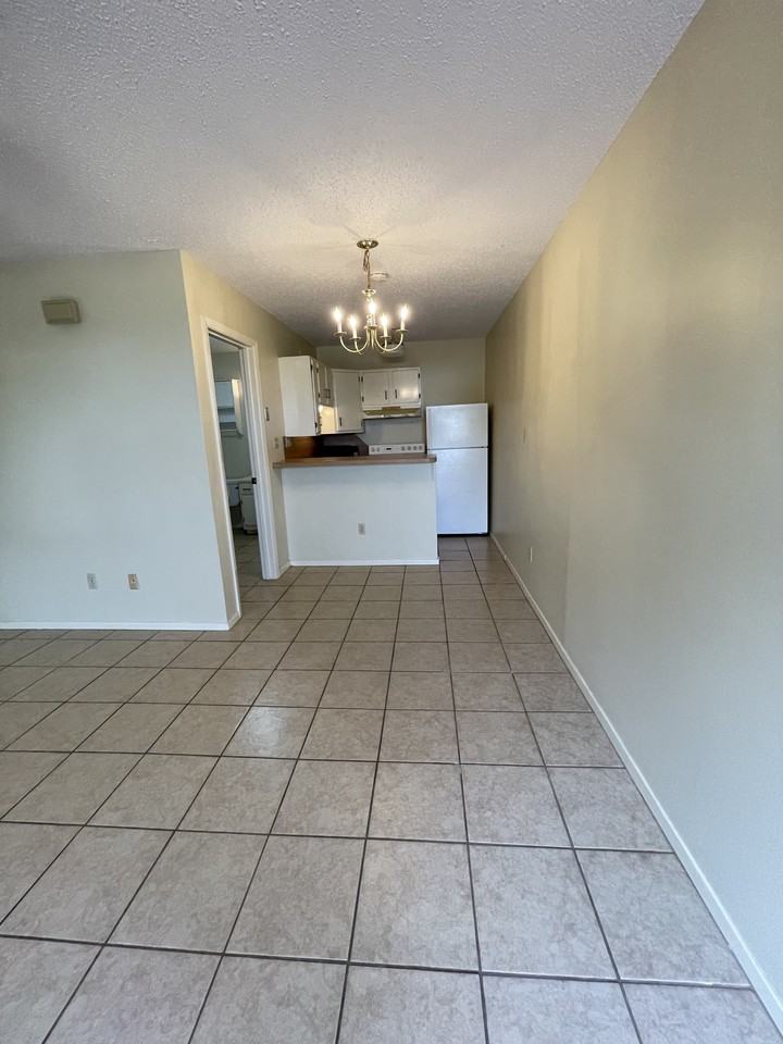 3820 N 9th Ct #9 - Photo 3 of 7