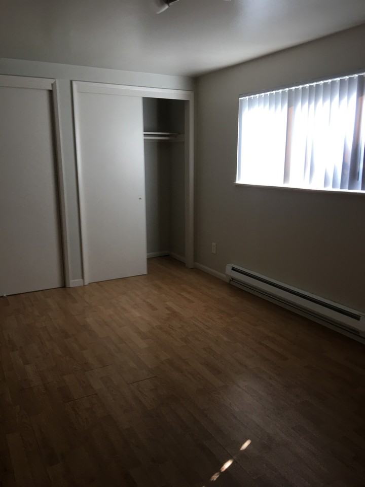 6526 Rainier Ave S #3 - Photo 5 of 19