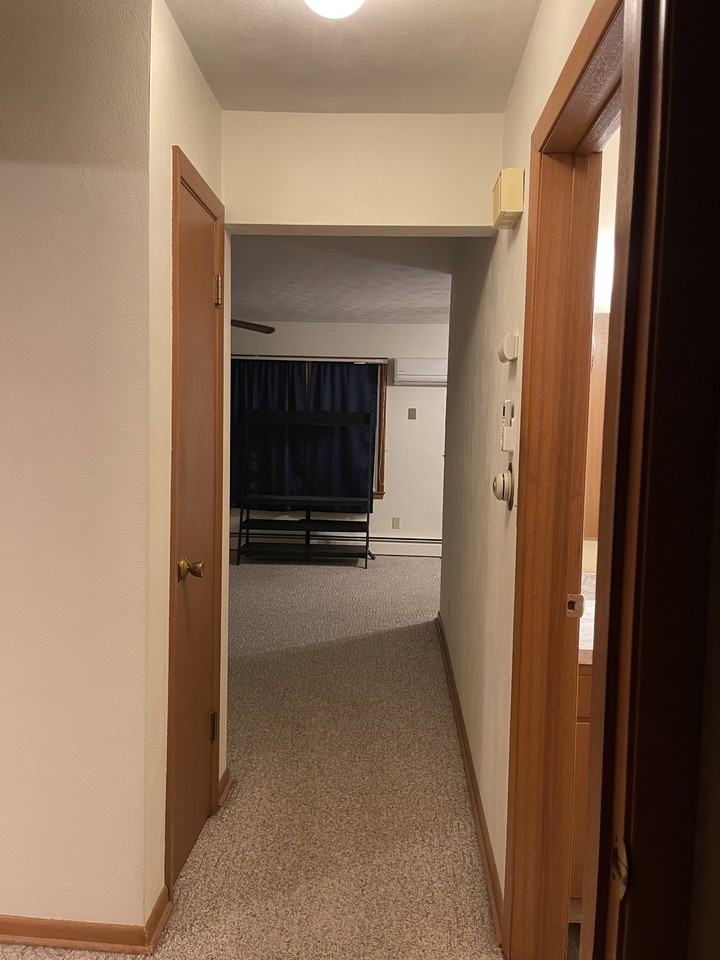 334 2nd Ave E #1 - Photo 4 of 10