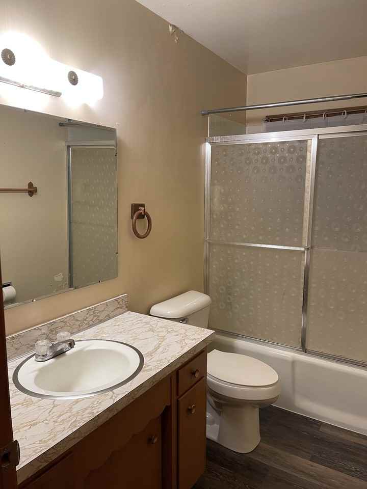 334 2nd Ave E #1 - Photo 5 of 10