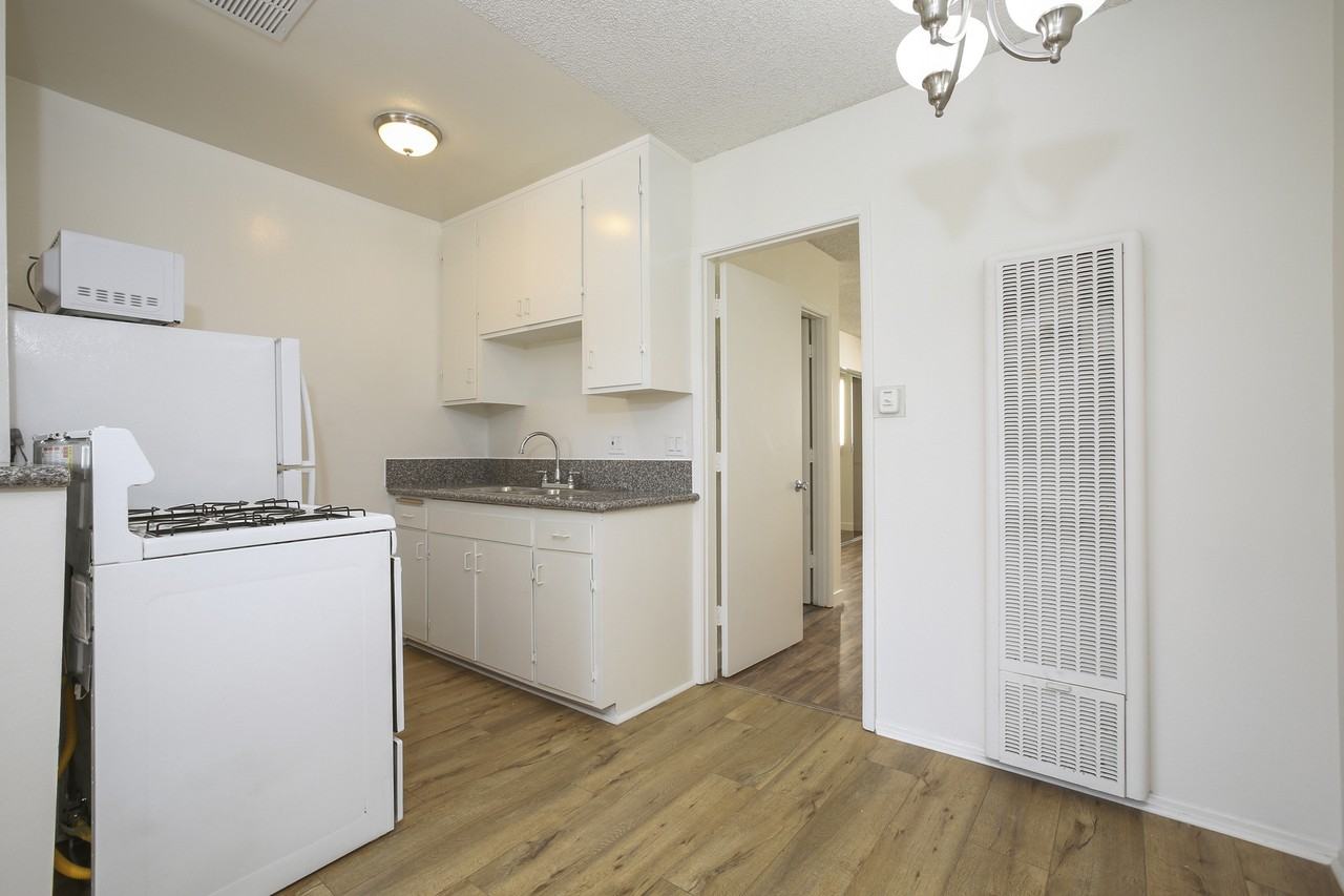 12456 Culver Blvd #10 - Photo 5 of 11