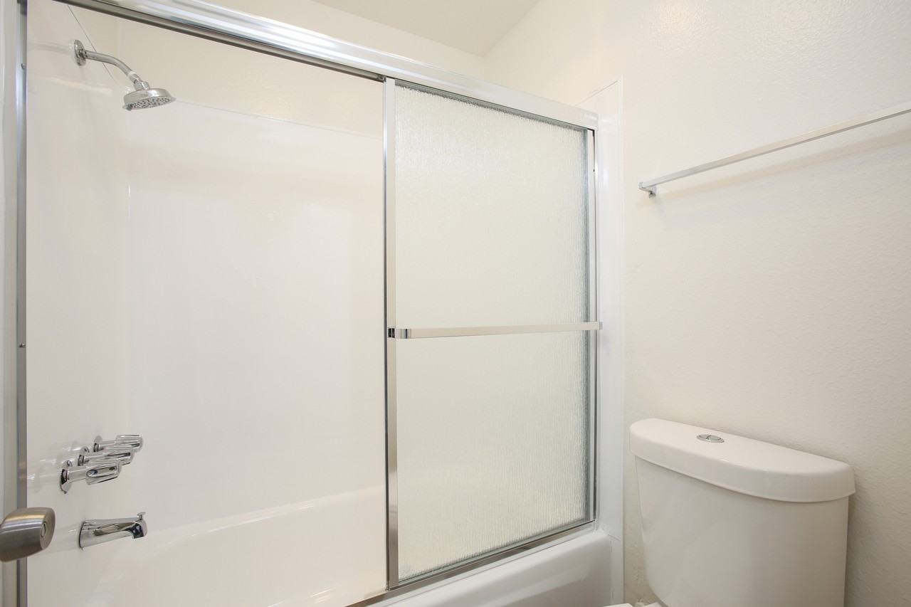 12456 Culver Blvd #10 - Photo 7 of 11