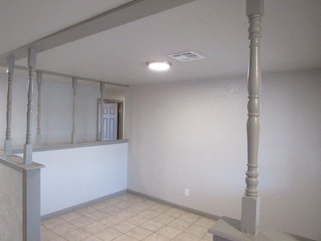 2813 Se 46th St #1 - Photo 6 of 18
