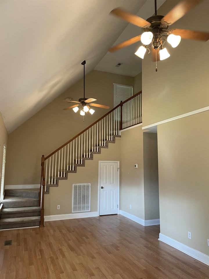 1906 Highland Rd #1 - Photo 5 of 18