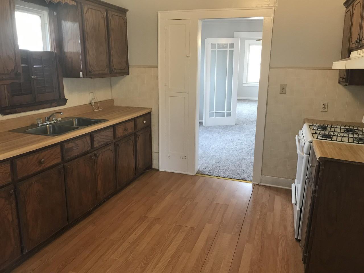 1306 N Union Ave #60 - Photo 5 of 9