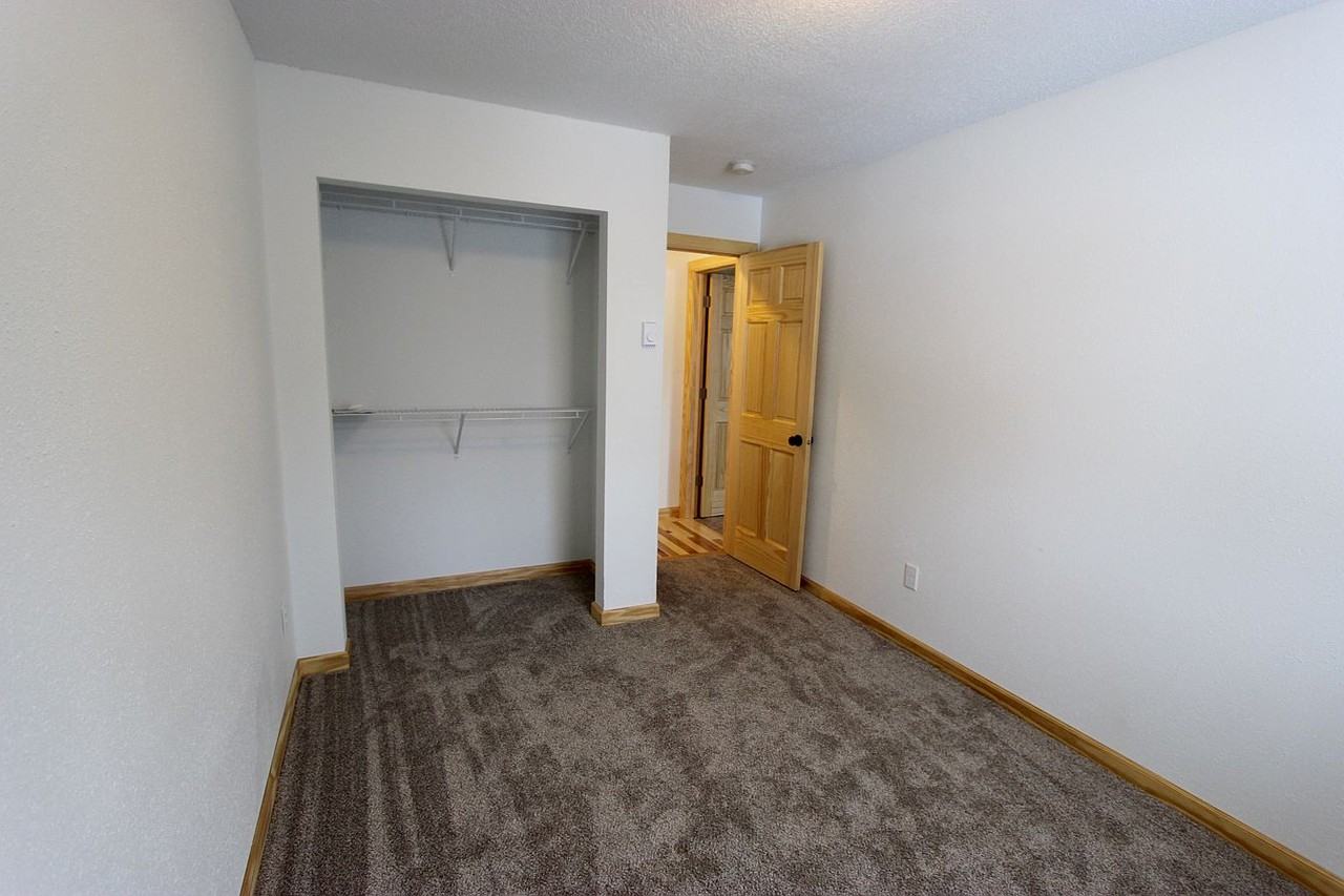 902 3rd Ave N #1 - Photo 4 of 7