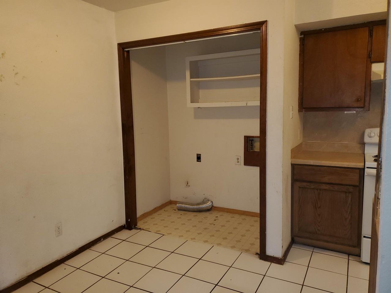 3114 Forestridge Dr #1 - Photo 4 of 20