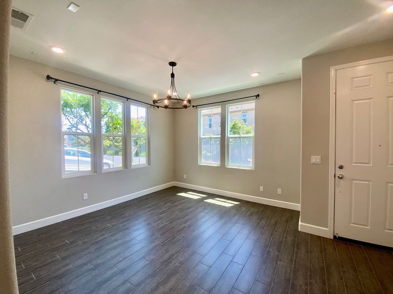 120 Caterina Way - Photo 2 of 38