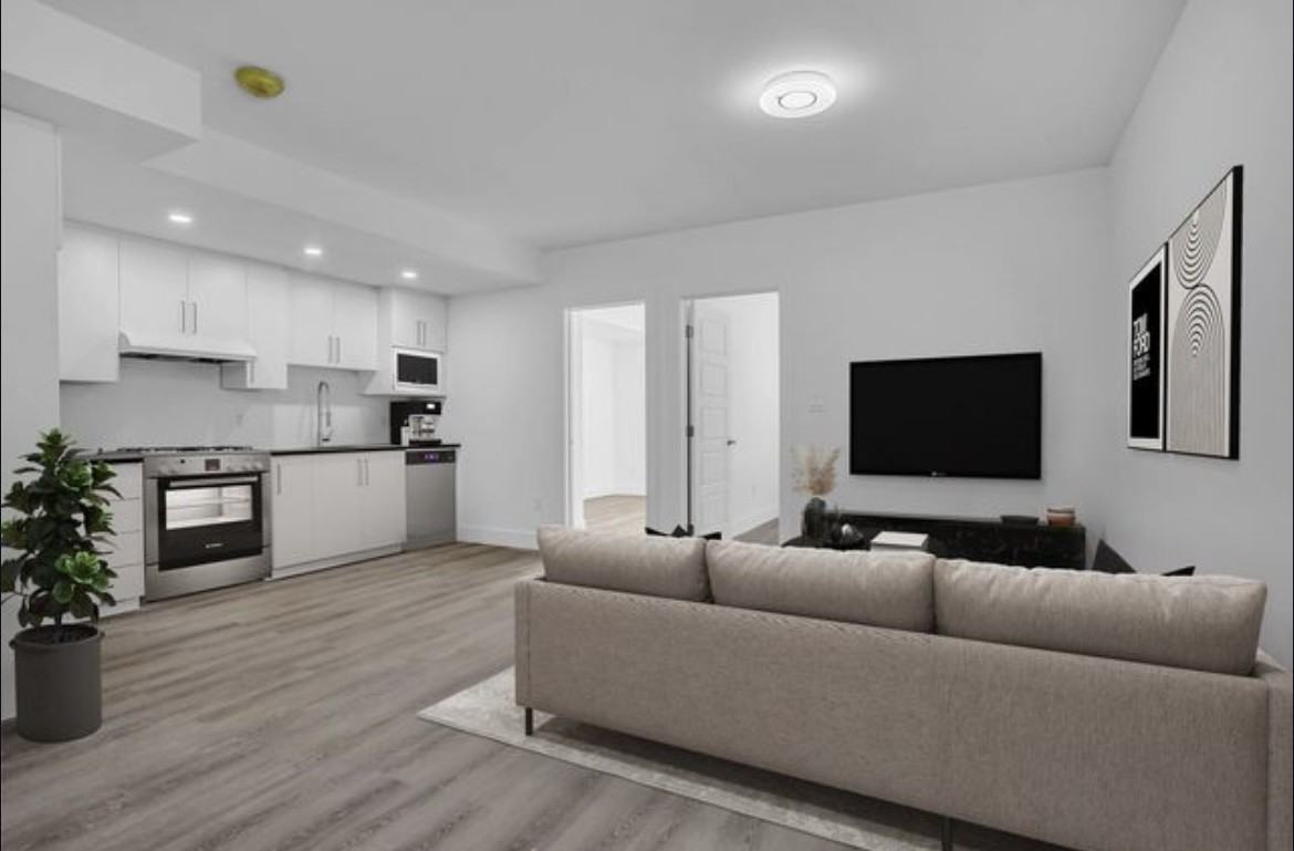 438 Highcroft Avenue #B