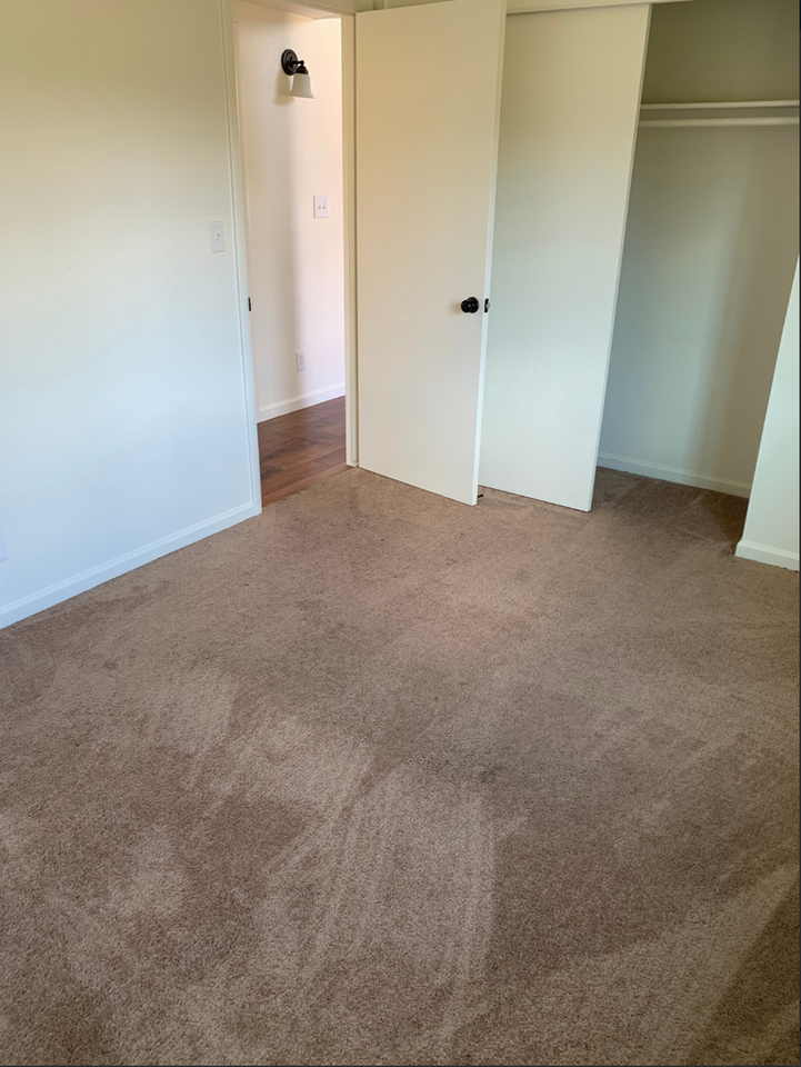 3549 Kachina Trl #1 - Photo 3 of 6