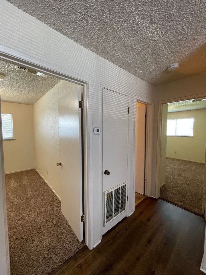 1936 K Street - Photo 5 of 12