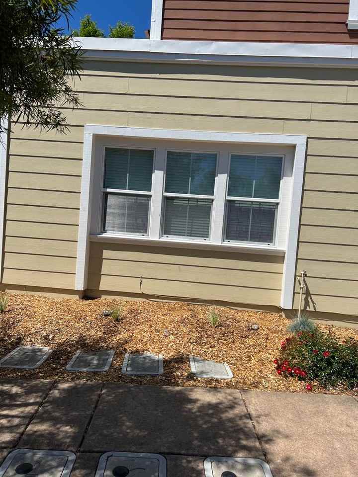 2344 Chanate Rd - Photo 2 of 13