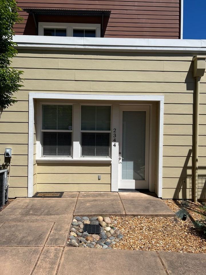 2344 Chanate Rd - Photo 3 of 13