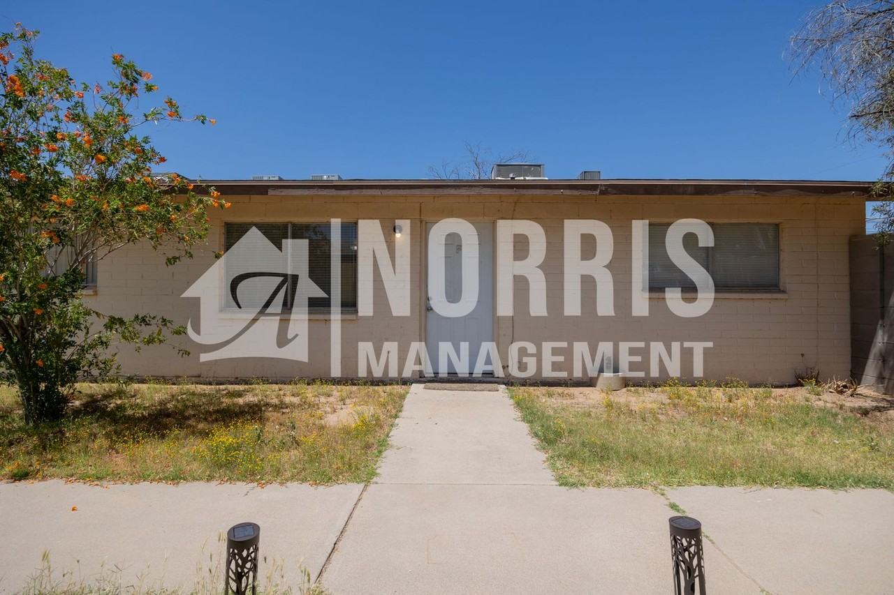 702 W 11th St, Casa Grande - Photo 2 of 24