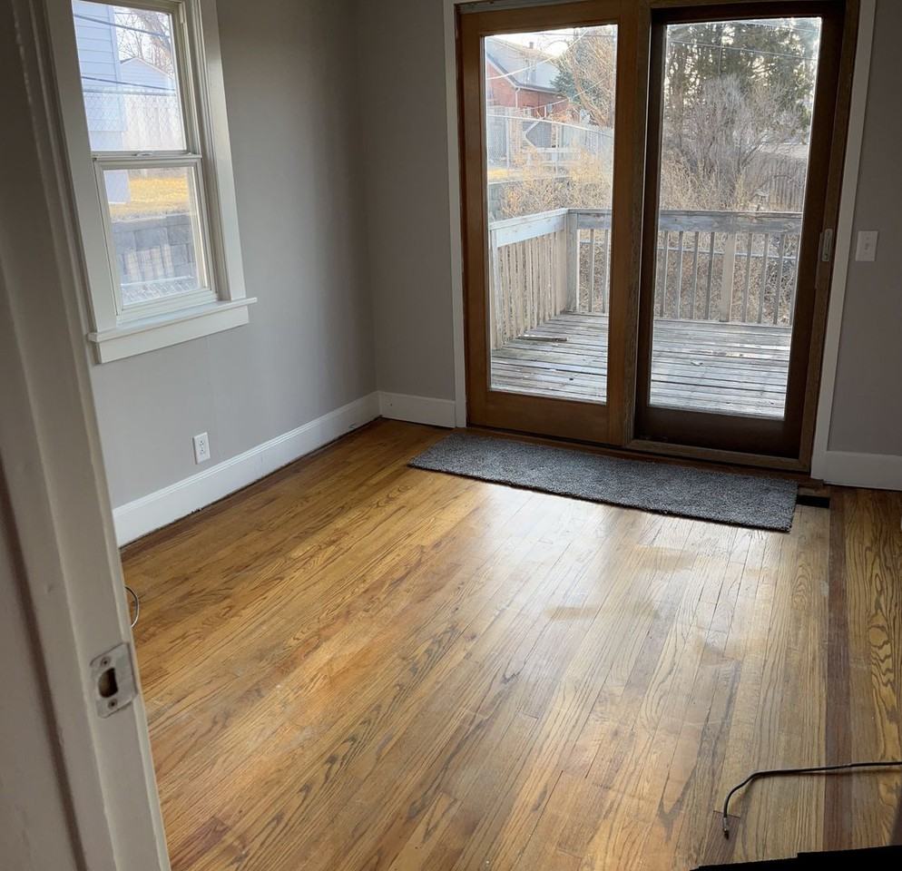 2424 S 41st St - Photo 2 of 13