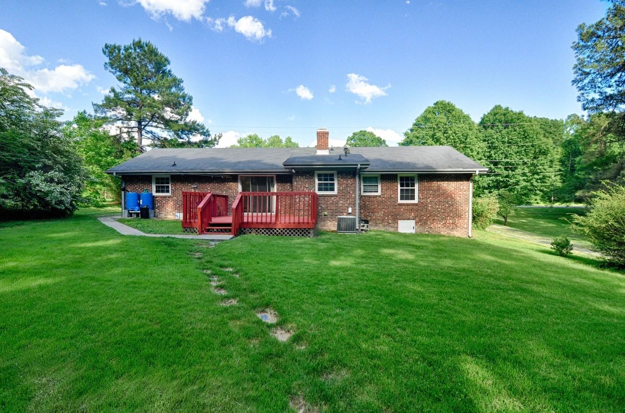 1526 Smith Level Rd - Photo 2 of 15