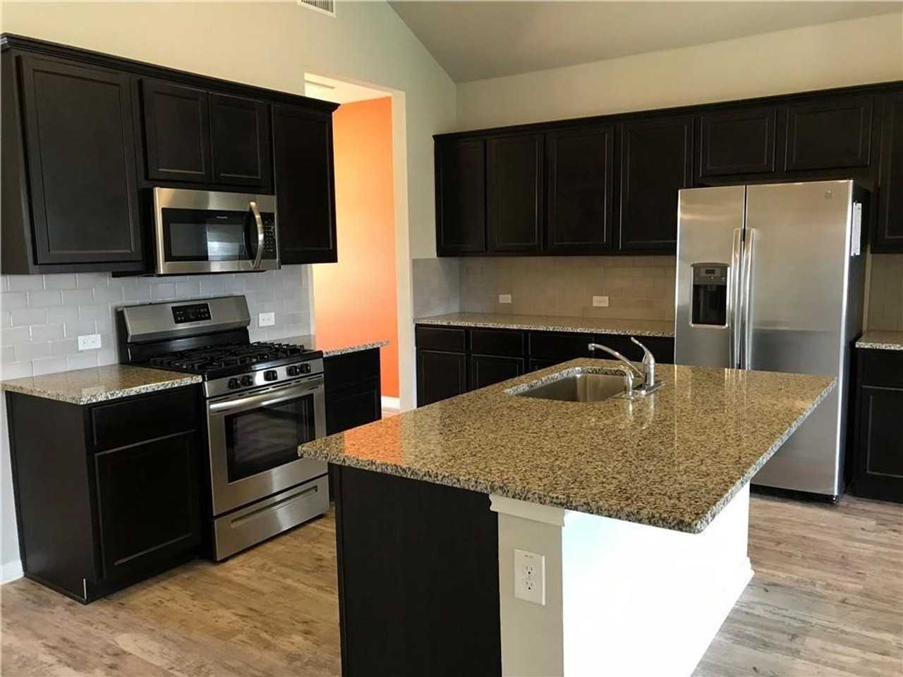 1614 Autumn Sage Ct - Photo 3 of 23