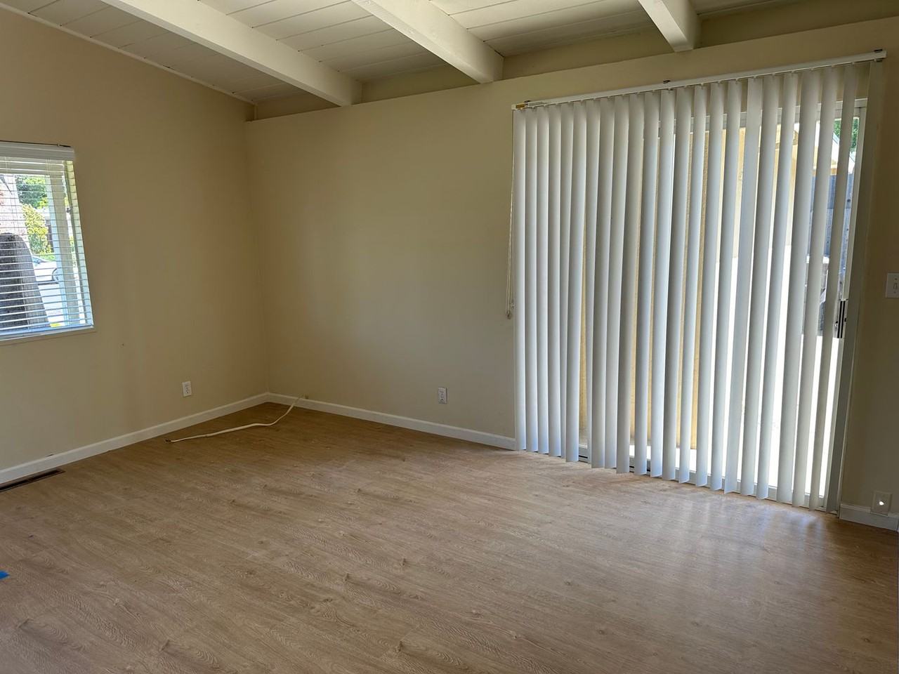 453 Sobrato Dr - Photo 3 of 8