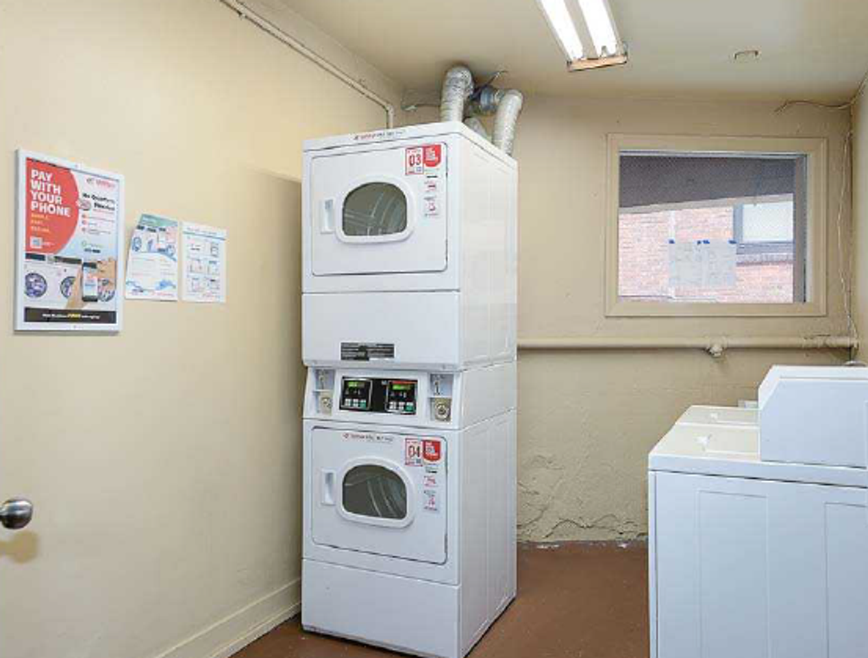 Stanford Arms Apartments - Photo 5 of 44