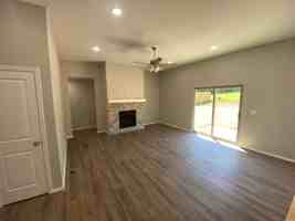 featured image of 426 E Logan St