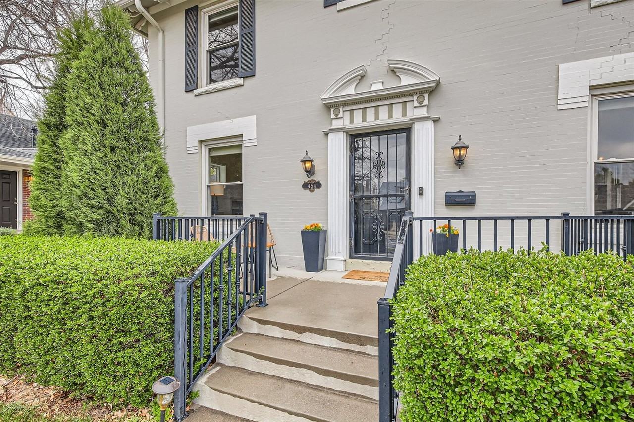 454 S Emerson St - Photo 3 of 28