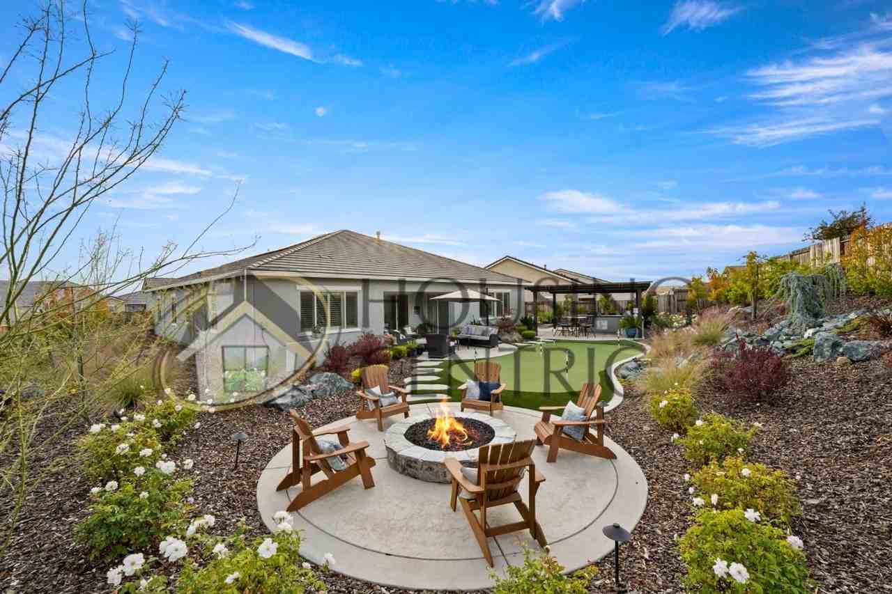 3061 Calypso Cir - Photo 7 of 50