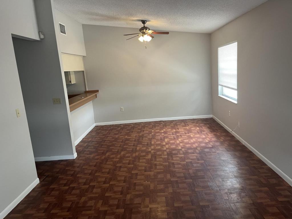 1679 Crystal Park Cir - Photo 2 of 12