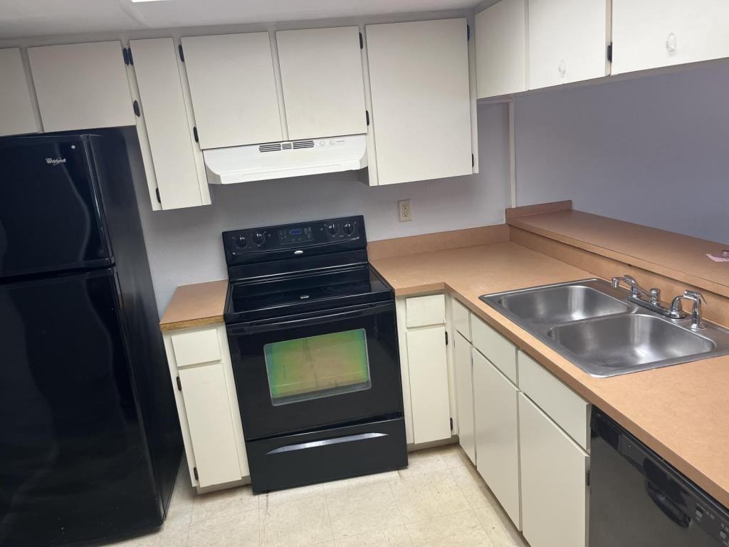 1679 Crystal Park Cir - Photo 3 of 12