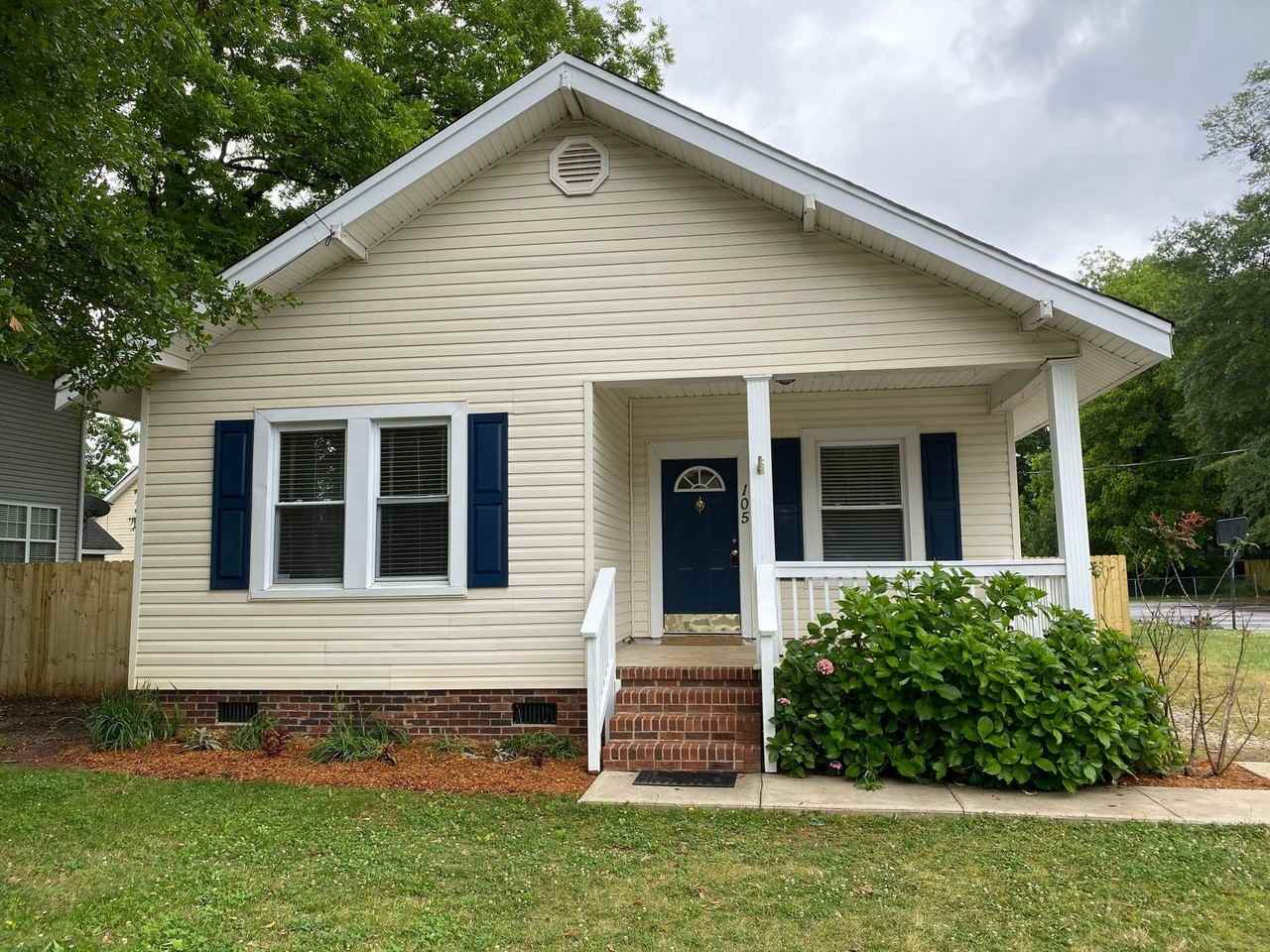 105 Arlington Ave - Photo 5 of 18