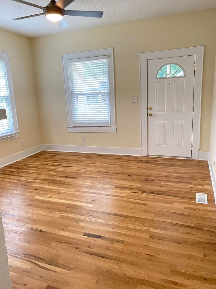 105 Arlington Ave - Photo 3 of 18