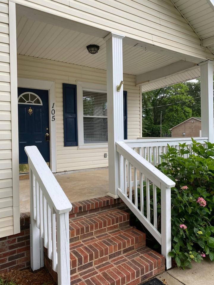 105 Arlington Ave - Photo 2 of 18