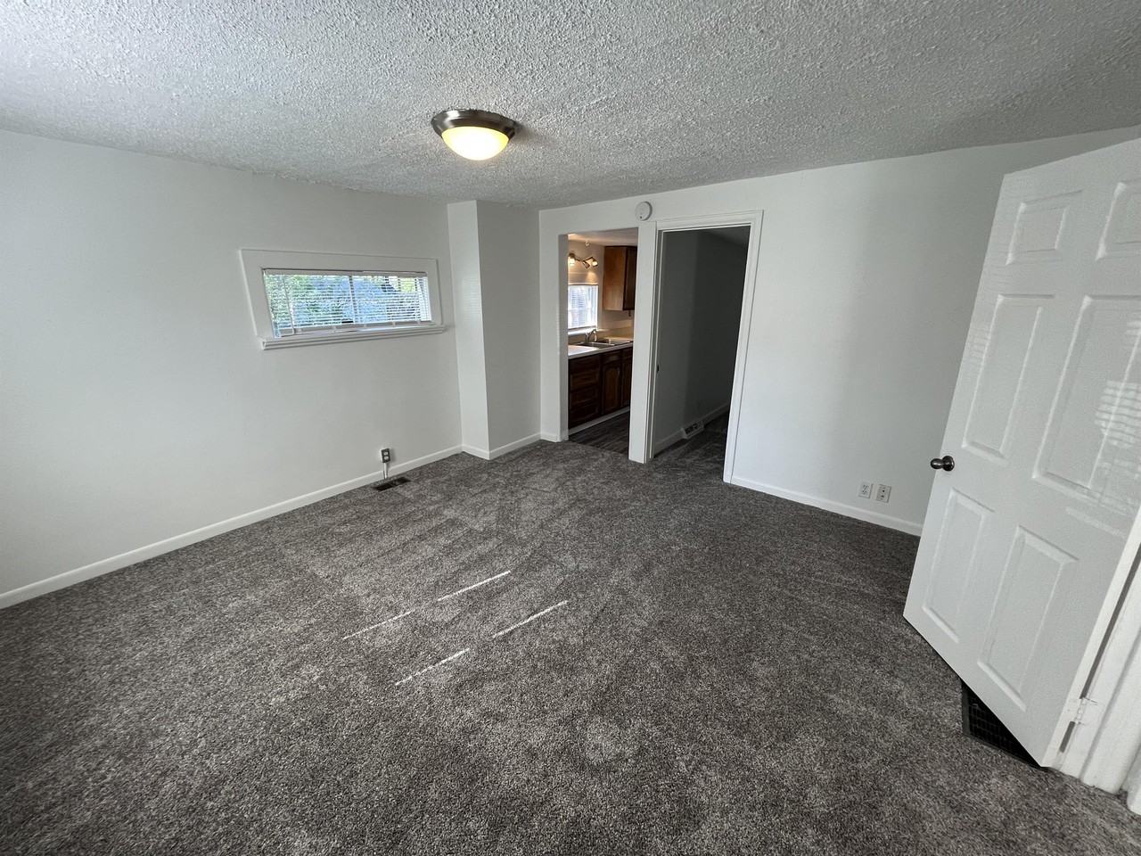 2429 S Cherokee St - Photo 3 of 12