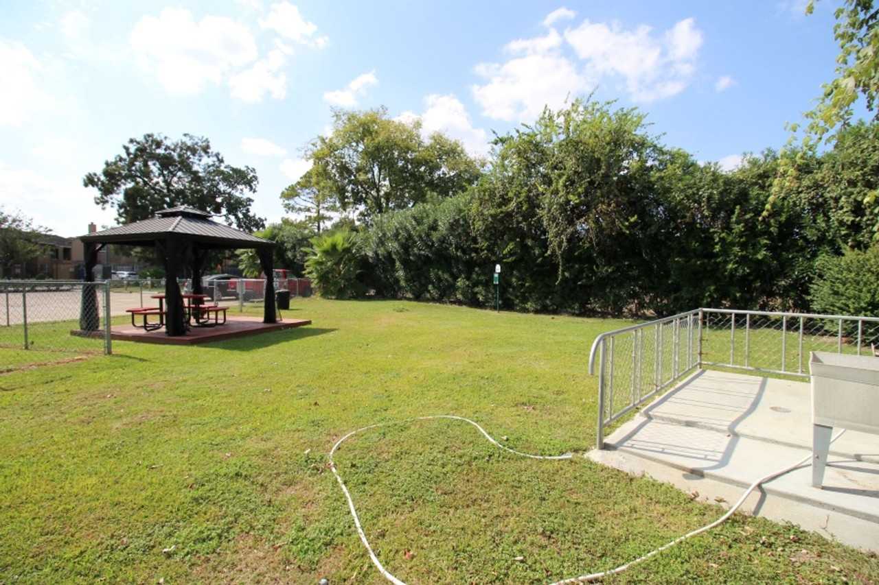 The Crossings _ Affordable Luxury Apartments & Townhomes at NW Houston - Photo 2 of 50